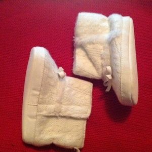 Carter's Ivory Cable Sweater Crib Boots Infant